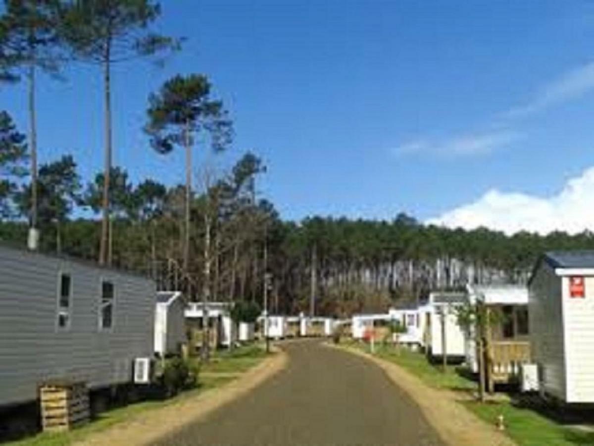 Mobilhome Saint Julien En Born ภายนอก รูปภาพ