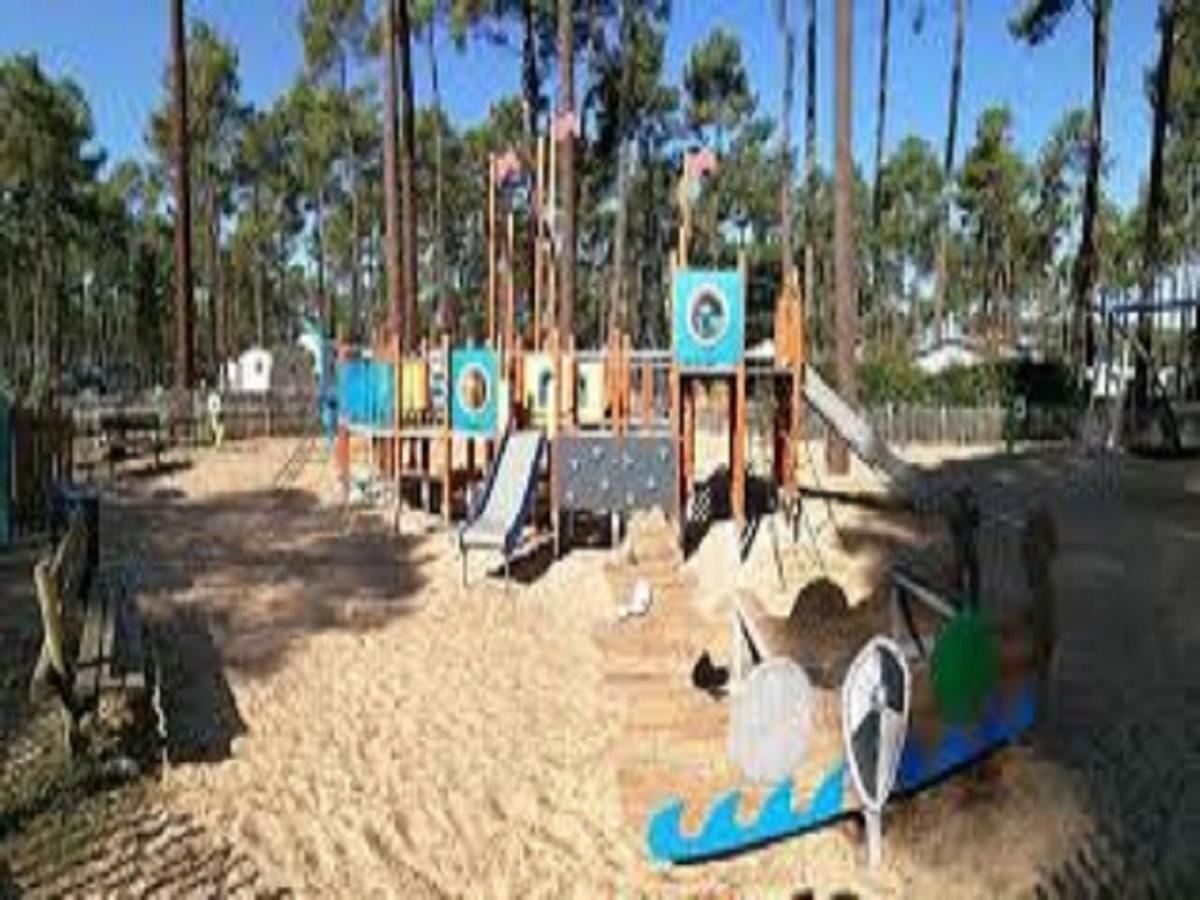 Mobilhome Saint Julien En Born ภายนอก รูปภาพ